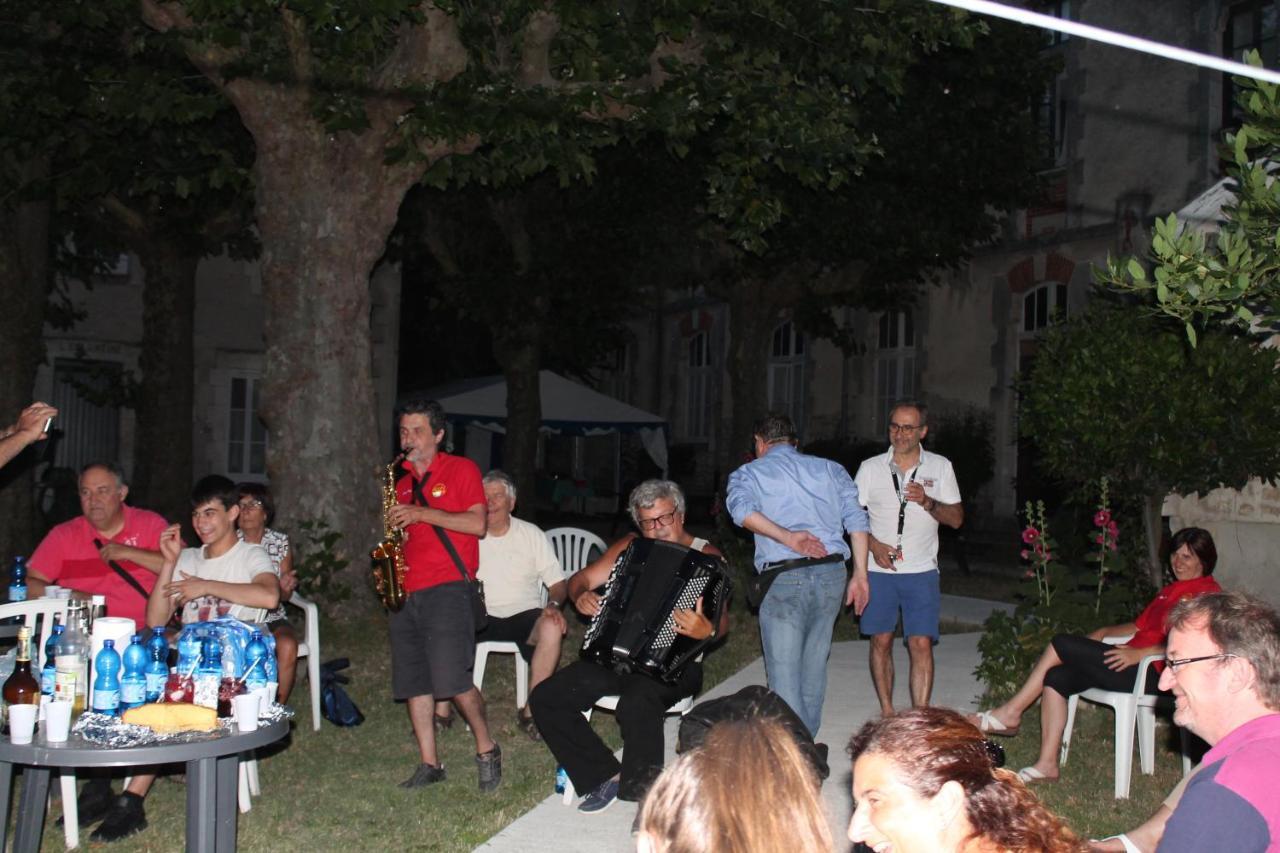 Le Rayon De Soleil Ξενοδοχείο Châtelaillon-Plage Εξωτερικό φωτογραφία